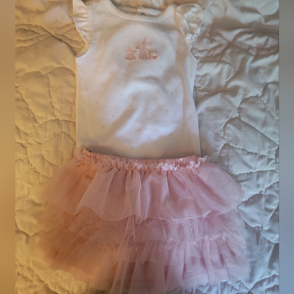 Carter's Outfit 9Months NWOT